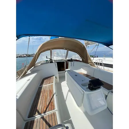 Cyclades 32039ic Botel Corfu (city)