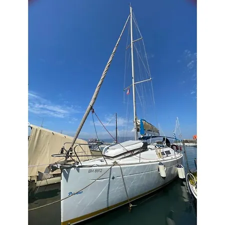 Botel Cyclades 32039ic *